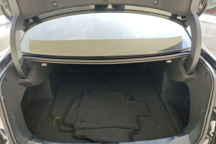 Used Buick LaCrosse 2025 28T Platinum Edition Trunk