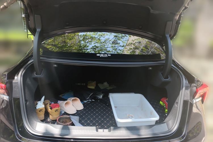 Used Buick LaCrosse 2025 28T Platinum Edition Trunk