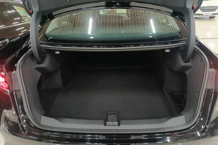 Used Buick LaCrosse 2025 28T Platinum Edition Trunk