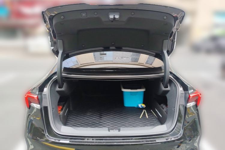 Used Buick LaCrosse 2025 Platinum Avia Edition Trunk