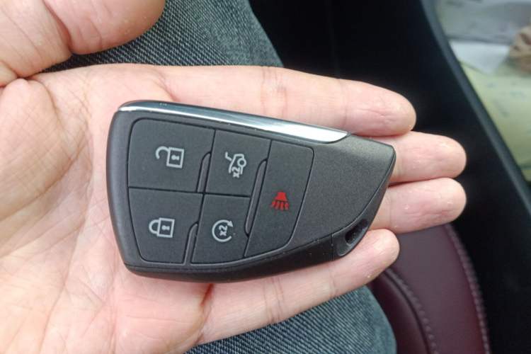 Used Buick LaCrosse 2025 28T Platinum Edition Vehicle Key