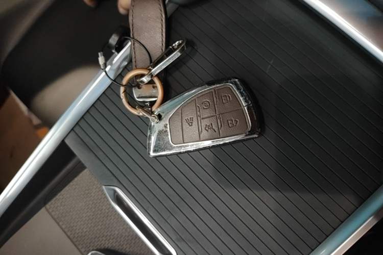 Used Buick LaCrosse 2025 28T Platinum Edition Vehicle Key