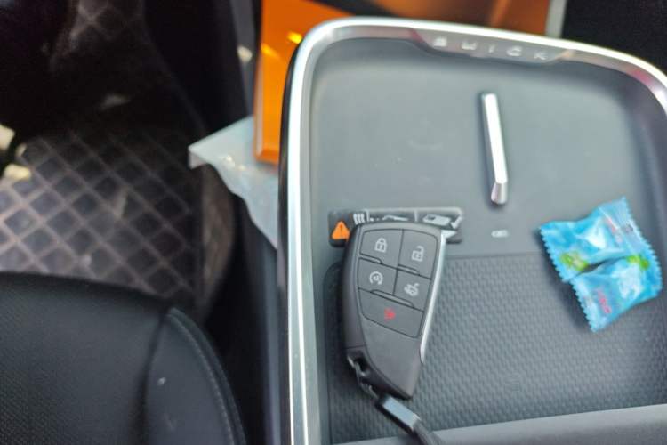 Used Buick LaCrosse 2025 28T Platinum Edition Vehicle Key