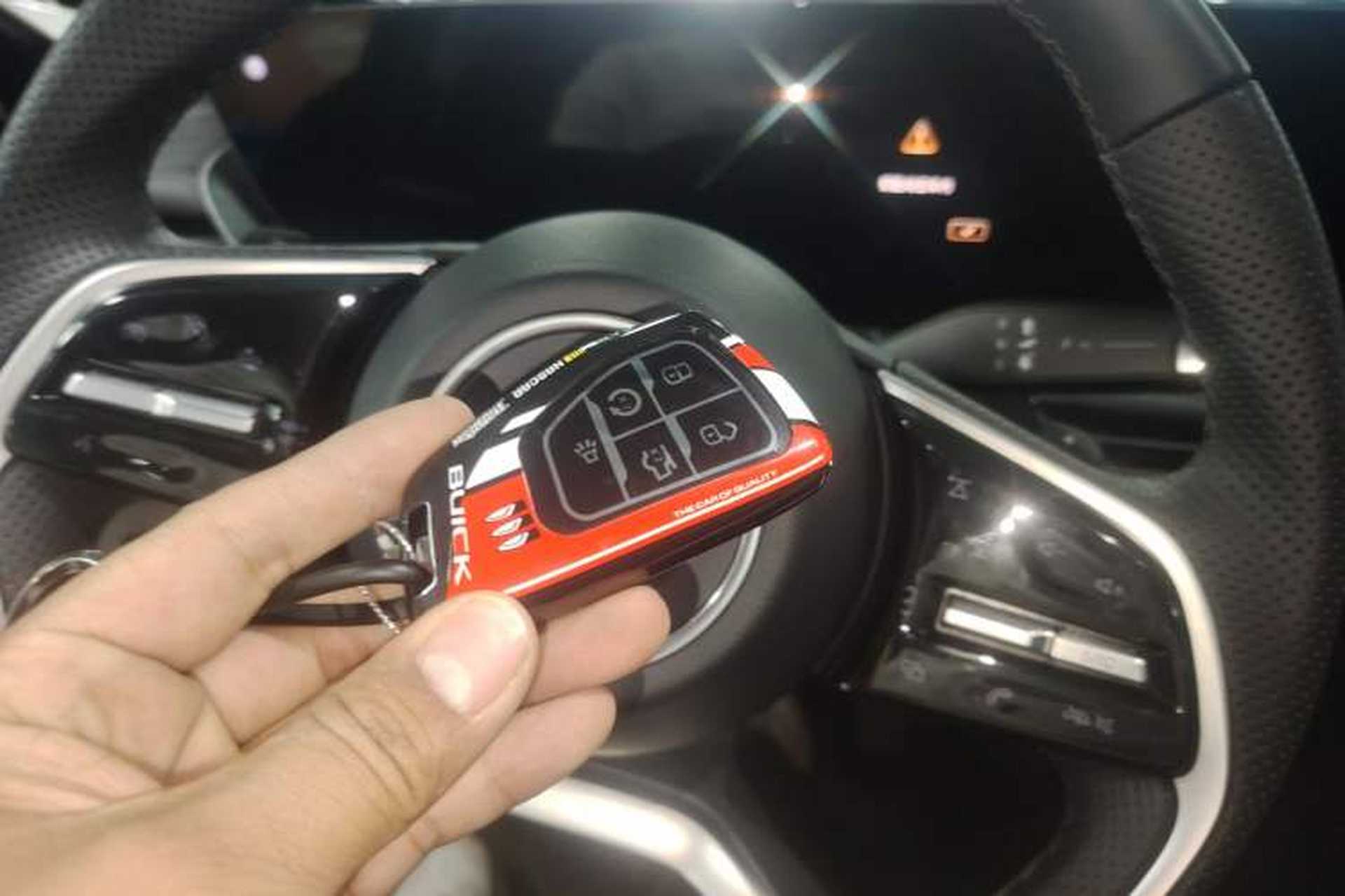 Used Buick LaCrosse 2025 28T Platinum Edition Vehicle Key