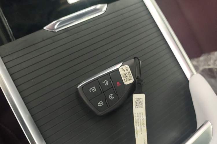 Used Buick LaCrosse 2025 28T Platinum Edition Vehicle Key