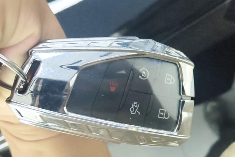 Used Buick LaCrosse 2025 28T Platinum Edition Vehicle Key