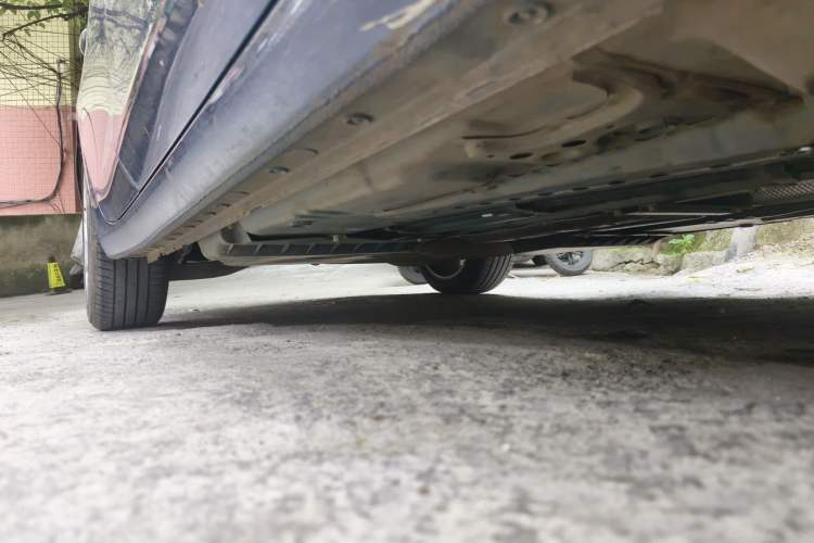 Used Buick LaCrosse 2025 Platinum Avia Edition Chassis Front Right