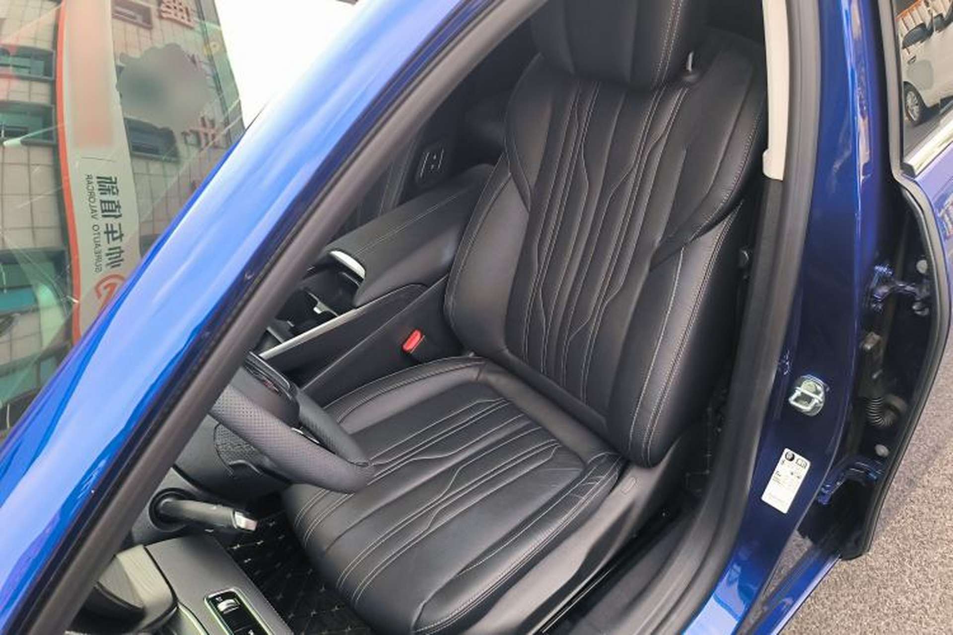Used Buick LaCrosse 2025 Platinum Avia Edition Left Front Seat
