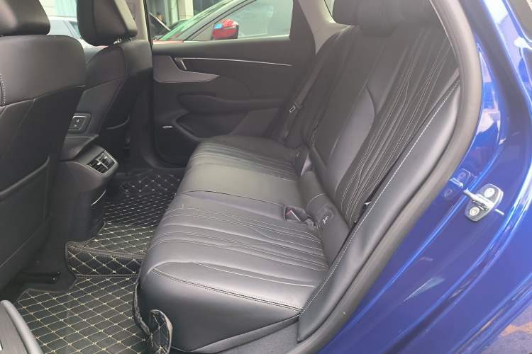 Used Buick LaCrosse 2025 Platinum Avia Edition Left Rear Seat