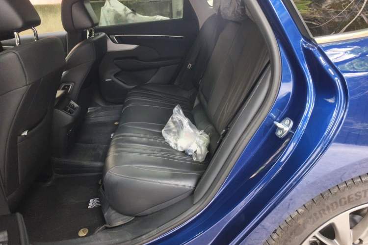 Used Buick LaCrosse 2025 Platinum Avia Edition Left Rear Seat