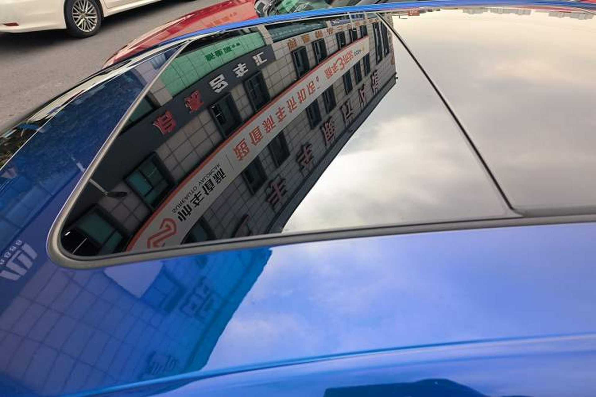 Used Buick LaCrosse 2025 Platinum Avia Edition Roof
