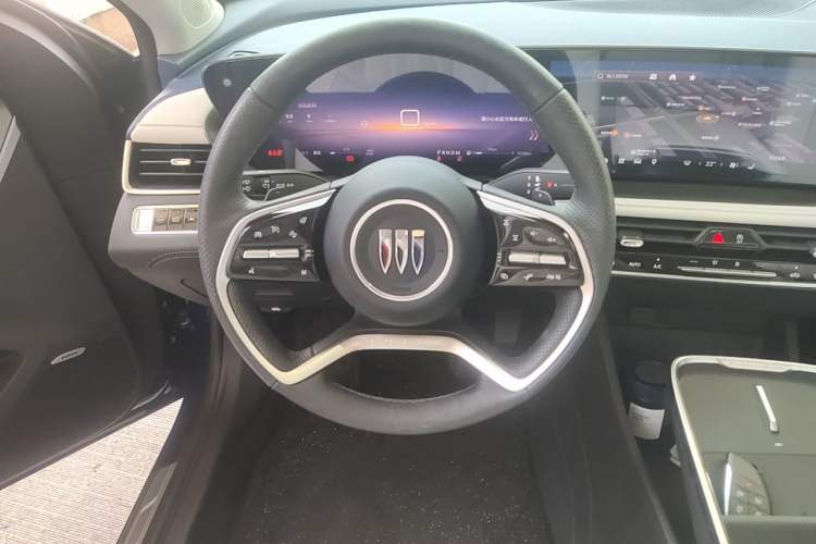 Used Buick LaCrosse 2025 Platinum Avia Edition Steering Wheel