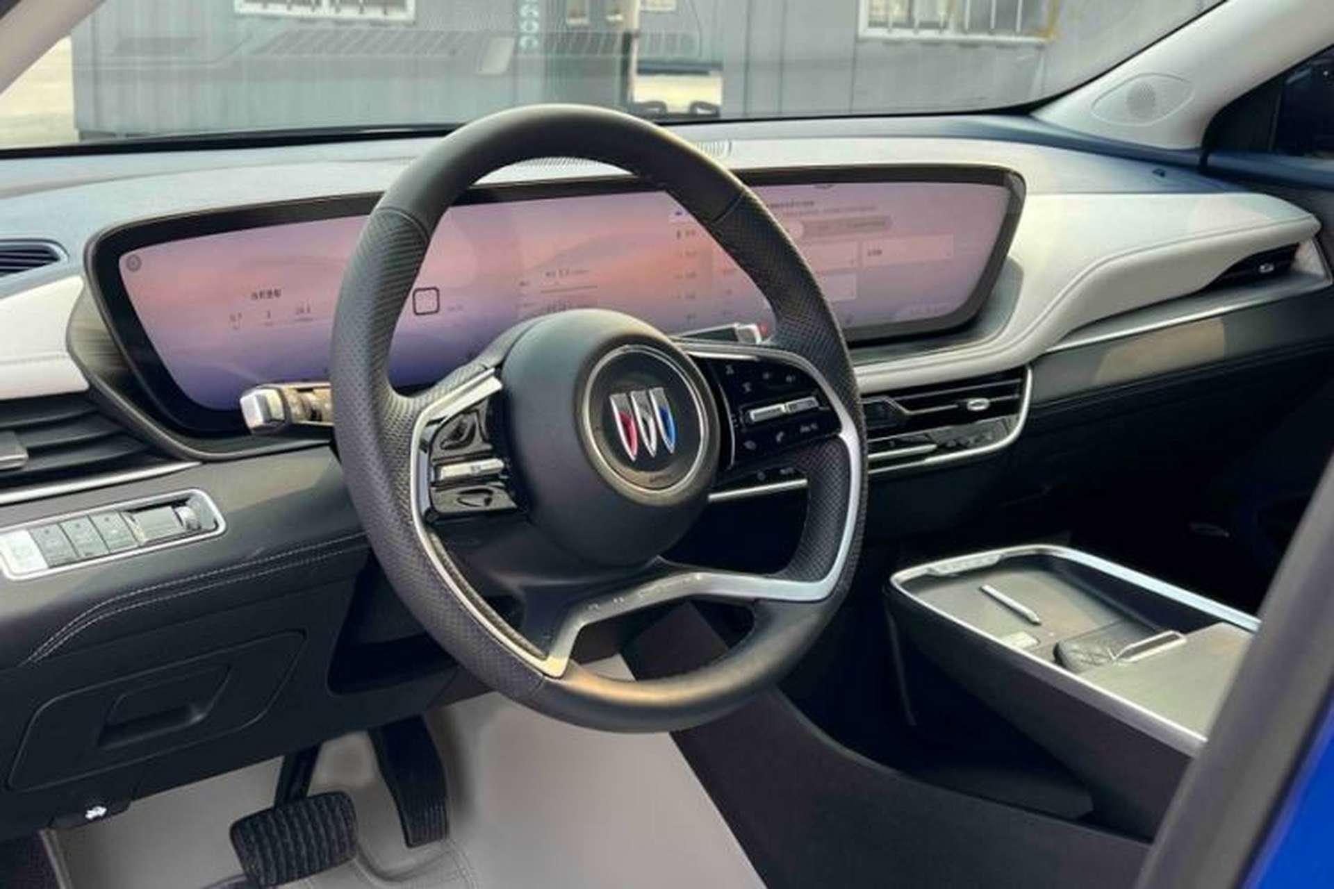 Used Buick LaCrosse 2025 Platinum Avia Edition Steering Wheel