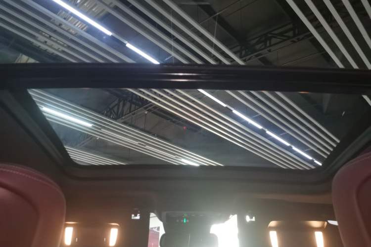 Used Buick LaCrosse 2025 28T Platinum Edition Headliner