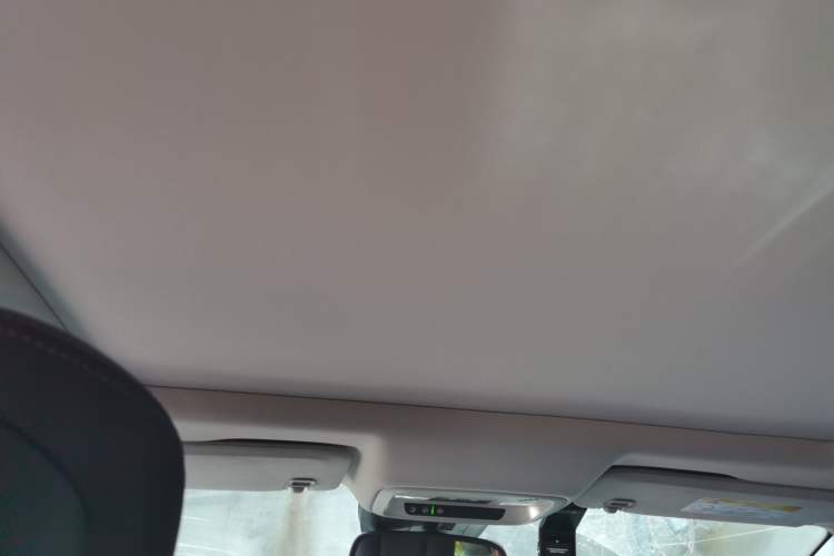 Used Buick LaCrosse 2025 28T Platinum Edition Headliner