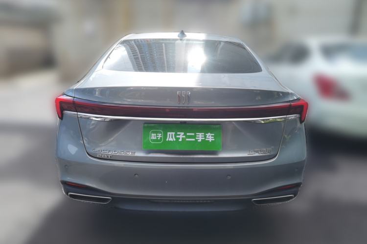Used Buick LaCrosse 2025 28T Platinum Edition Rear