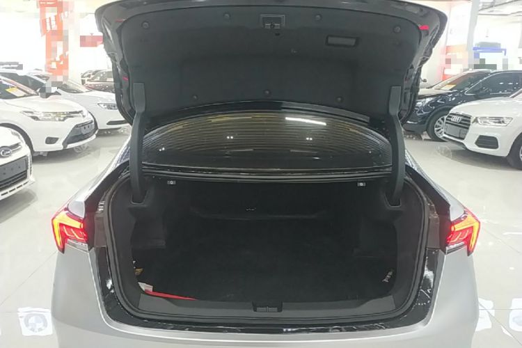 Used Buick LaCrosse 2025 28T Platinum Edition Trunk