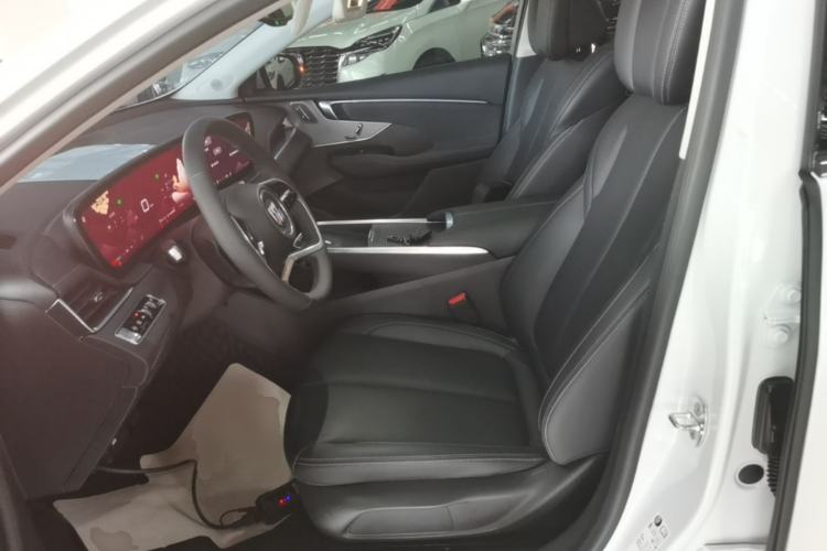 Used Buick LaCrosse 2025 28T Platinum Edition Left Front Seat