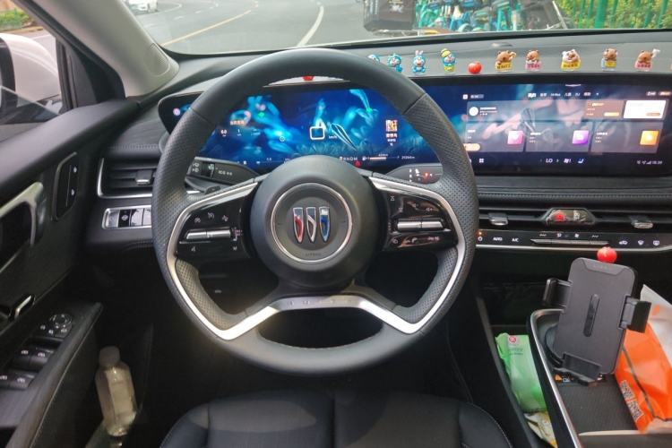 Used Buick LaCrosse 2025 28T Platinum Edition Steering Wheel