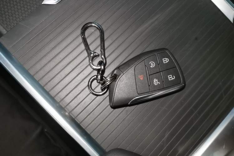 Used Buick LaCrosse 2025 28T Platinum Edition Vehicle Key