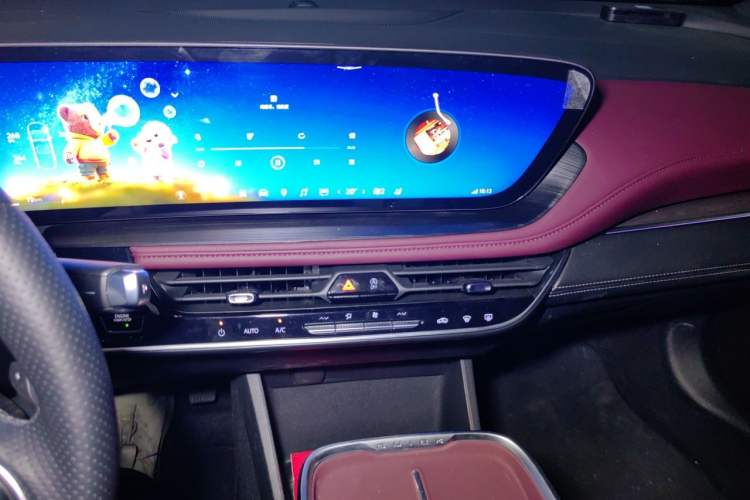 Used Buick LaCrosse 2026 Model 28T Platinum Edition Audio And AC Panel