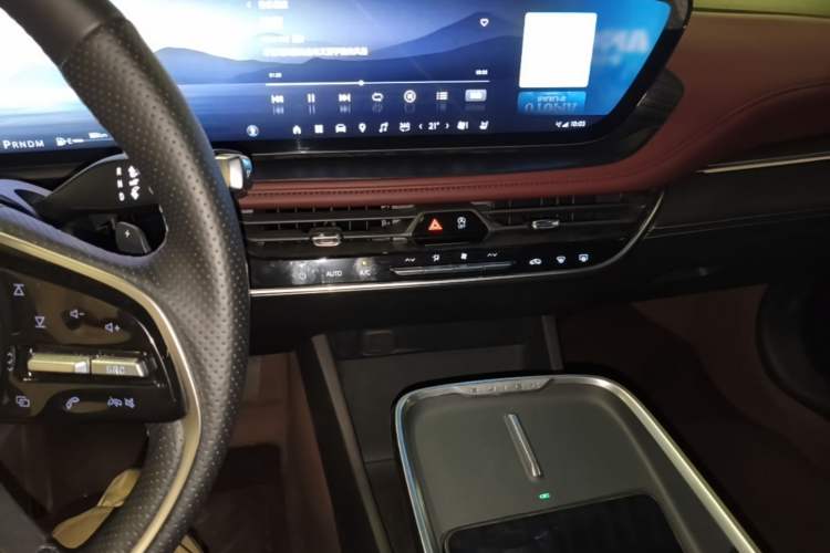 Used Buick LaCrosse 2026 Model 28T Platinum Edition Audio And AC Panel