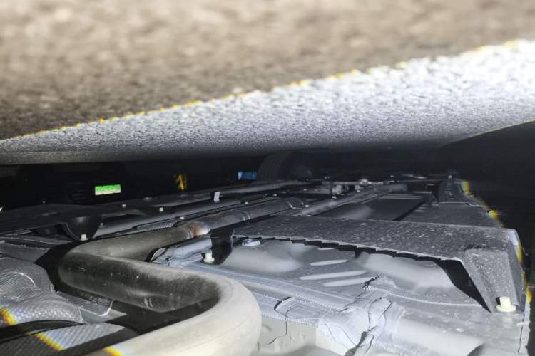 Used Buick LaCrosse 2026 Model 28T Platinum Edition Chassis Rear Left