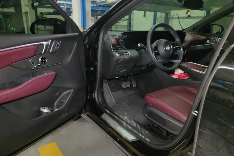 Used Buick LaCrosse 2026 Model 28T Platinum Edition Driver Seat