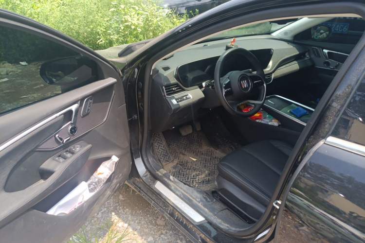 Used Buick LaCrosse 2026 Model 28T Platinum Edition Driver Seat