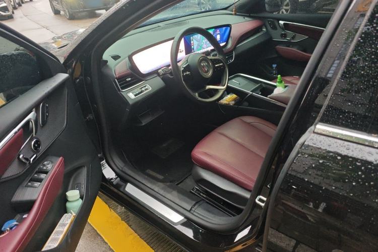 Used Buick LaCrosse 2026 Model 28T Platinum Edition Driver Seat