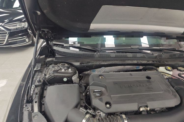 Used Buick LaCrosse 2026 Model 28T Platinum Edition Engine Bay Right