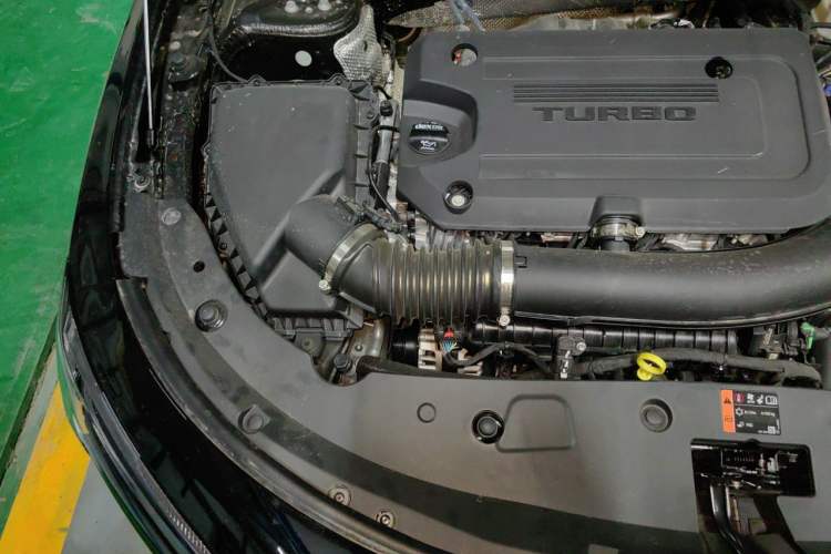 Used Buick LaCrosse 2026 Model 28T Platinum Edition Engine Bay Right