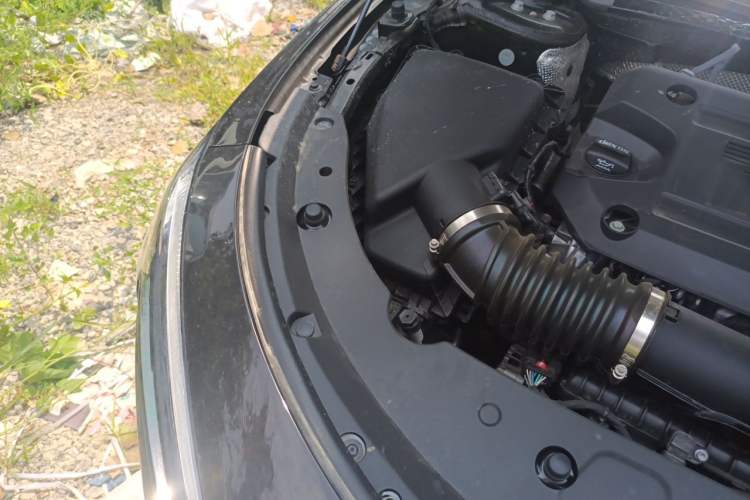 Used Buick LaCrosse 2026 Model 28T Platinum Edition Engine Bay Right