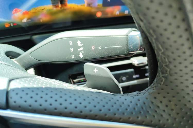 Used Buick LaCrosse 2026 Model 28T Platinum Edition Gear Lever