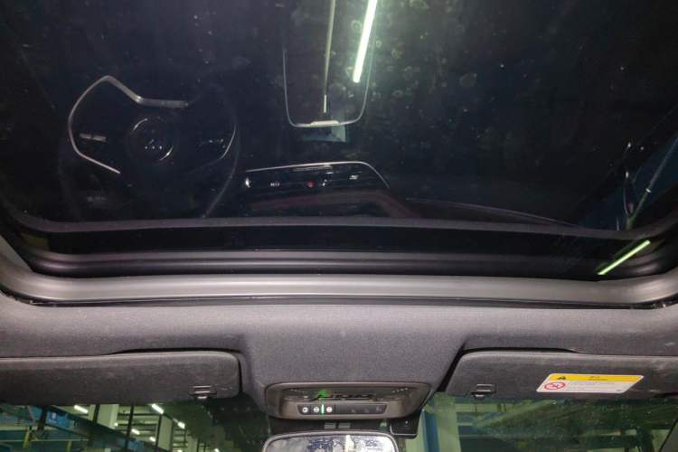 Used Buick LaCrosse 2026 Model 28T Platinum Edition Headliner