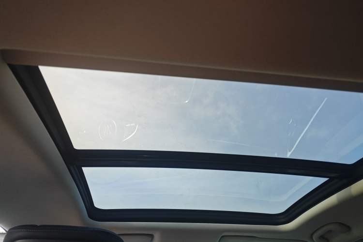 Used Buick LaCrosse 2026 Model 28T Platinum Edition Headliner