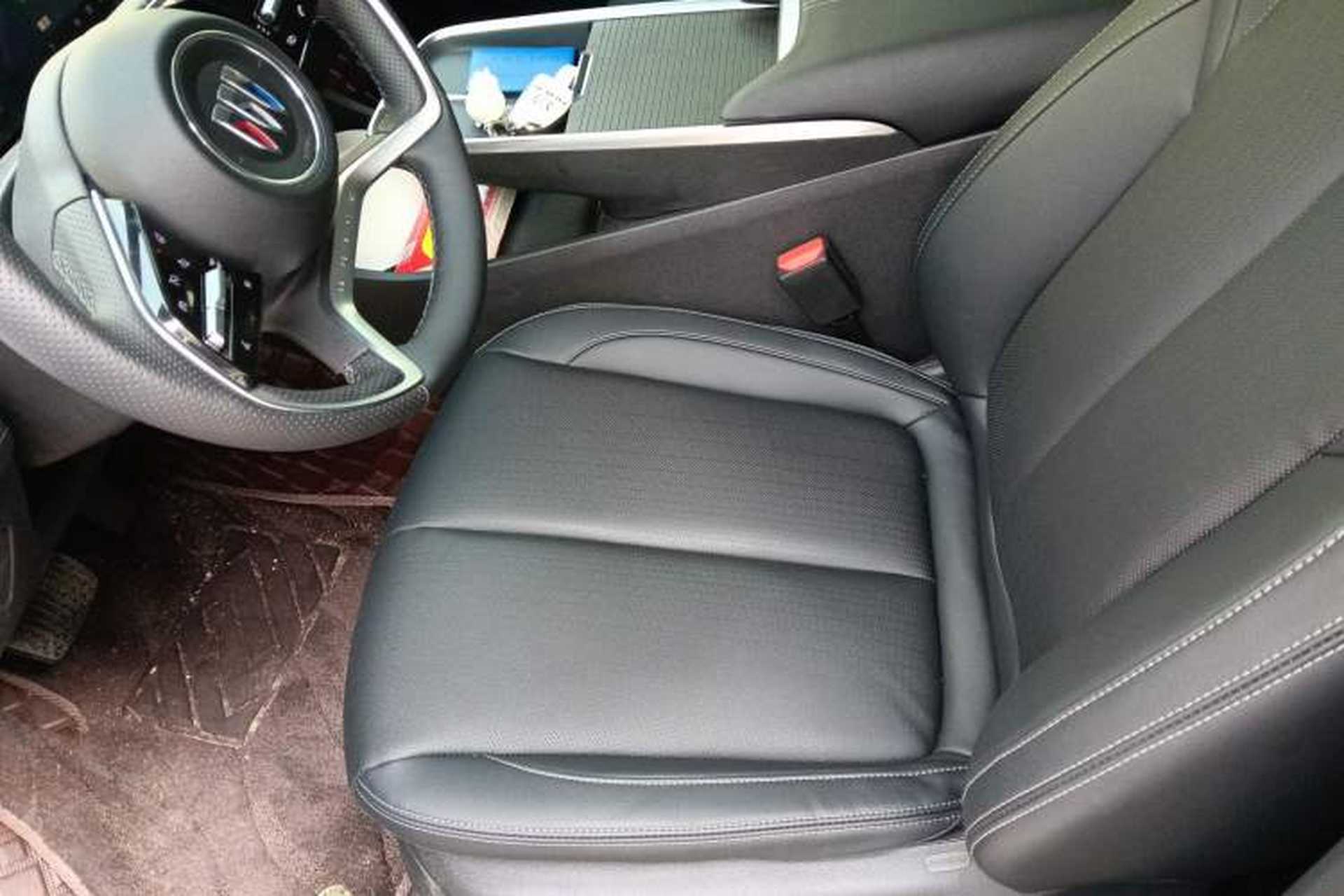 Used Buick LaCrosse 2026 Model 28T Platinum Edition Left Front Seat