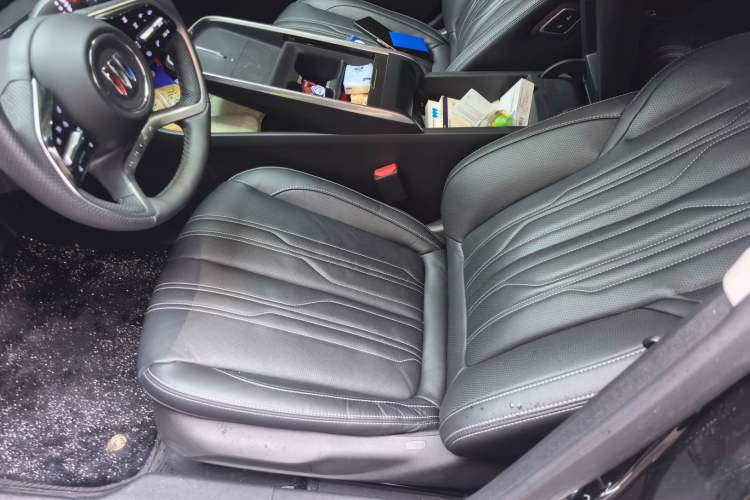 Used Buick LaCrosse 2026 Model Platinum Aivia Edition Left Front Seat
