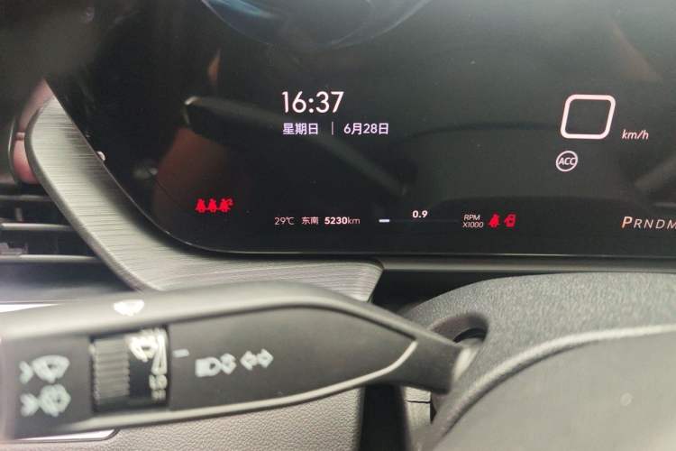 Used Buick LaCrosse 2026 Model 28T Platinum Edition Odometer Close Up