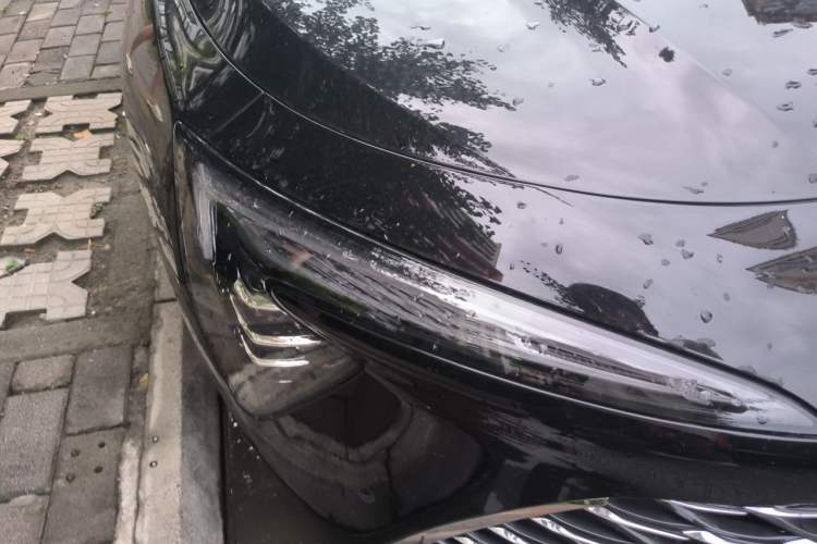 Used Buick LaCrosse 2026 Model Platinum Aivia Edition Right Front Headlight
