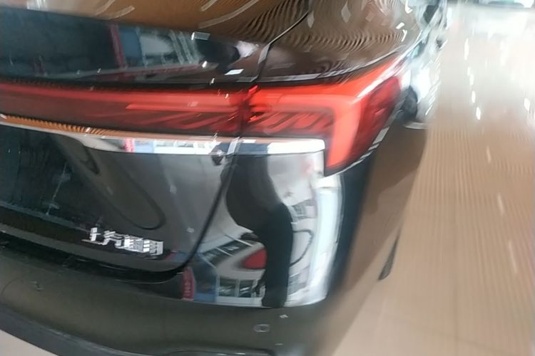 Used Buick LaCrosse 2026 Model 28T Platinum Edition Right Rear Taillight