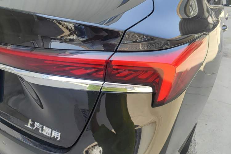 Used Buick LaCrosse 2026 Model 28T Platinum Edition Right Rear Taillight