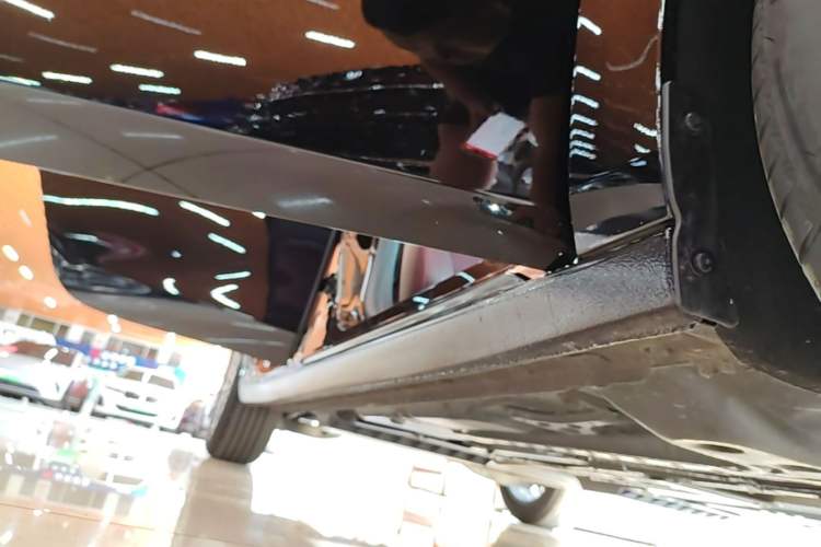 Used Buick LaCrosse 2026 Model 28T Platinum Edition Right Side Sill