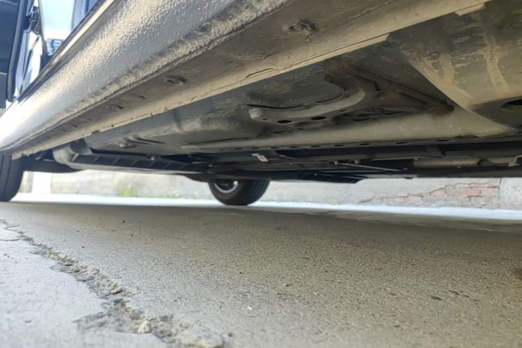 Used Buick LaCrosse 2026 Model 28T Platinum Edition Right Side Sill