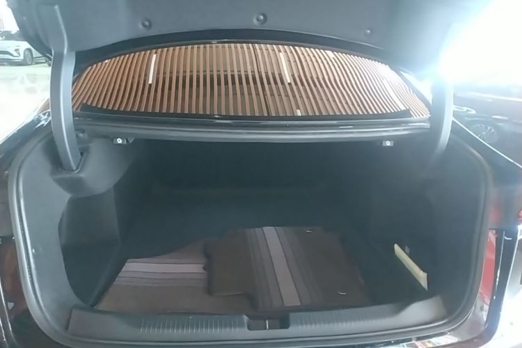 Used Buick LaCrosse 2026 Model 28T Platinum Edition Trunk