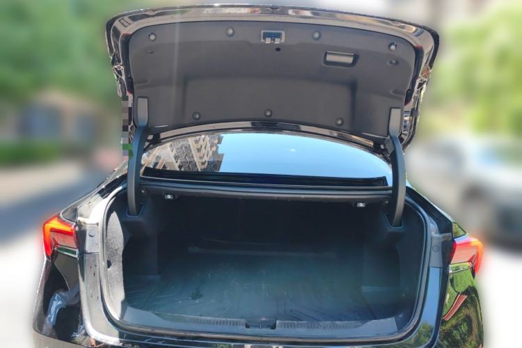 Used Buick LaCrosse 2026 Model 28T Platinum Edition Trunk