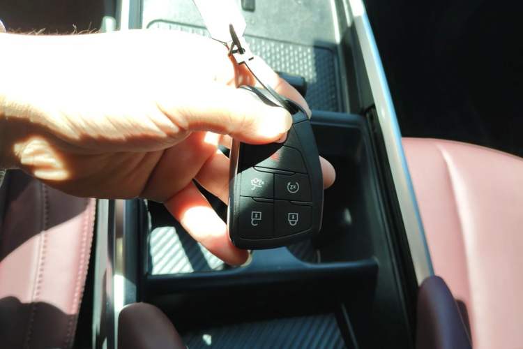Used Buick LaCrosse 2026 Model 28T Platinum Edition Vehicle Key