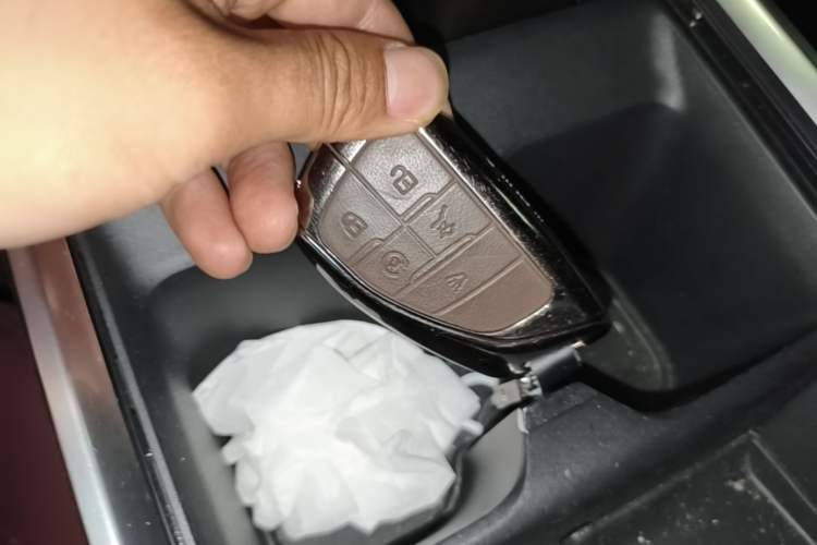 Used Buick LaCrosse 2026 Model 28T Platinum Edition Vehicle Key