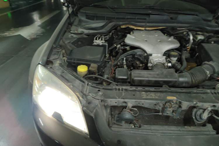 Used Buick Park Avenue 2009 2.8 Comfort Edition Engine Bay Right