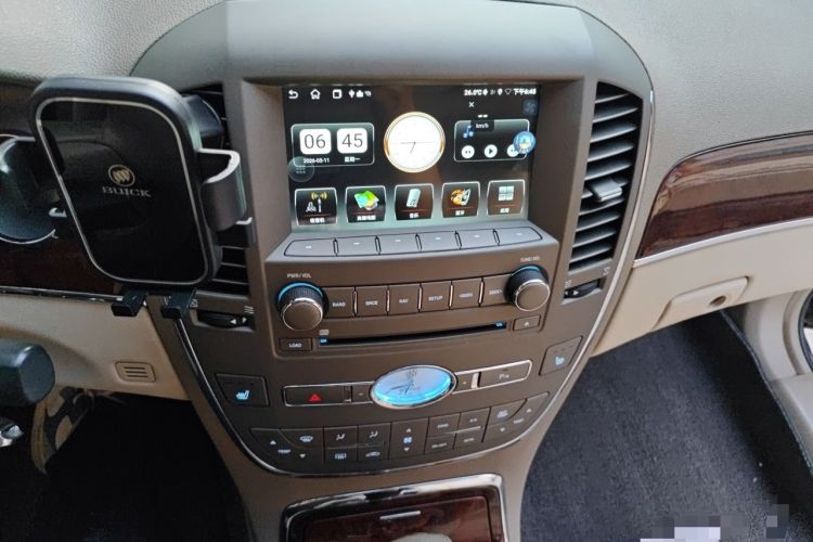 Used Buick Park Avenue 2010 3.0 Luxury Edition Audio And AC Panel